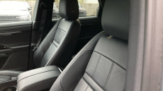 Land Rover Range Rover Evoque 2.0 D200 R-Dynamic SE 5dr Auto Diesel Hatchback